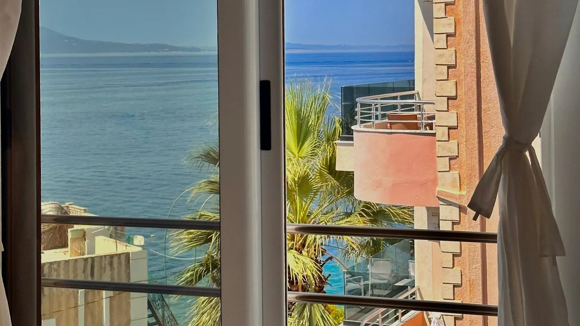 Sea Horizon Vsl Suites & Apartments Saranda