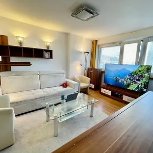 Sushi Metro Wifi 500 Mbs, 70'tv Netflix Appletv+ Warszawa