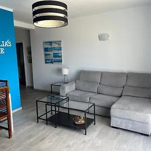 https://cornelias-home-4-primera-linea-de-playa.in-canary-islands.com